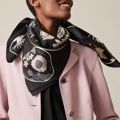 HERMÈS クリスマスシルクスカーフ 90cm